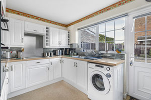 Photo 19- click for photo gallery